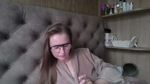 Amelia online show from 3, 10, 2025