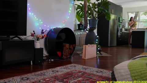 Snapshot of bellebabyboo chatting on 31, 1, 2025 BELLE online show from 31, 1, 2025