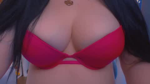 Snapshot of bellelovexx chatting on 7, 3, 2025 Hello I am kind friendly and cute girl online show from 7, 3, 2025