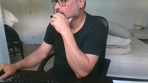 Snapshot of bellequeue19758 chatting on 30, 5, 2026 bellequeue19758 online show from 30, 5, 2026