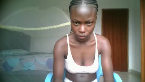 Snapshot of beller_anner chatting on 5, 10, 2025 beller_anner online show from 5, 10, 2025
