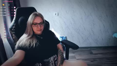 Snapshot of bellezza_ chatting on 7, 6, 2026 Your Annabelle Wolf online show from 7, 6, 2026