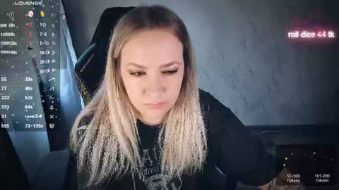 Snapshot of bellezza_ chatting on 28, 7, 2026 Your Annabelle Wolf online show from 28, 7, 2026