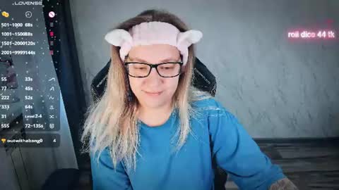 Snapshot of bellezza_ chatting on 4, 8, 2026 Your Annabelle Wolf online show from 4, 8, 2026