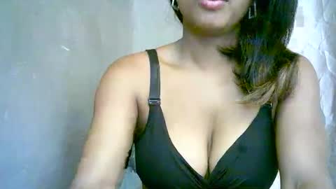 Snapshot of bellibellah chatting on 28, 3, 2026 BelliBellah online show from 28, 3, 2026