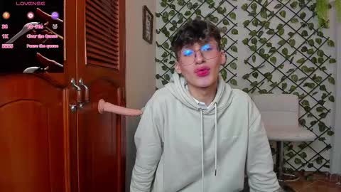 Neon online show from 18, 11, 2025