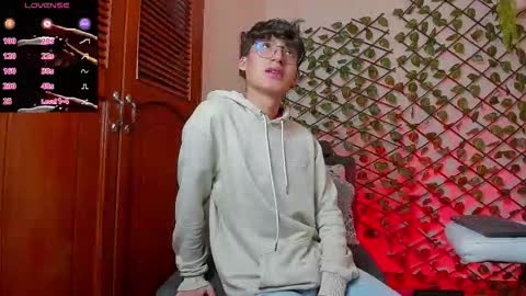 Neon online show from 4, 12, 2025