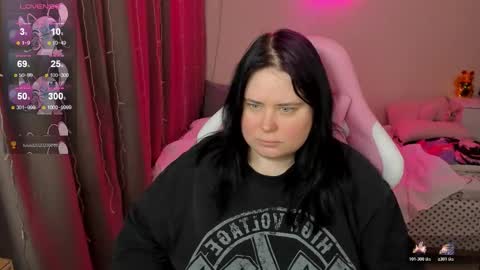 LinaBoo online show from 11, 3, 2026