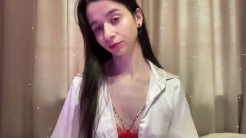 Snapshot of beloved_lucy chatting on 17, 5, 2026 beloved_lucy online show from 17, 5, 2026