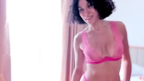Snapshot of bemby_pam chatting on 11, 6, 2026 A girl from your dreams online show from 11, 6, 2026