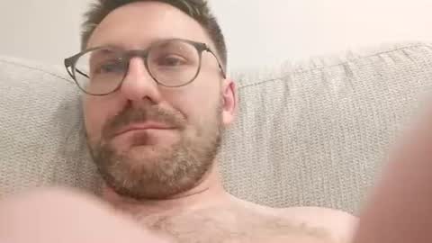 Snapshot of ben00189 chatting on 2, 7, 2026 ben00189 online show from 2, 7, 2026