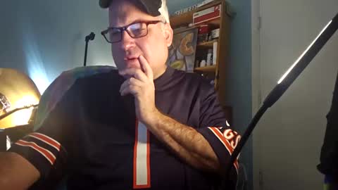 Snapshot of bendavewill chatting on 12, 11, 2025 Bendavewill online show from 12, 11, 2025