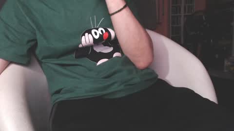 Snapshot of benijamin chatting on 8, 6, 2026 benijamin online show from 8, 6, 2026