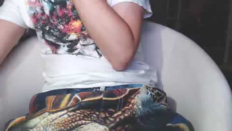 Snapshot of benijamin chatting on 5, 7, 2026 benijamin online show from 5, 7, 2026