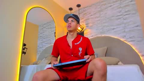 BENJAMIN online show from 18, 11, 2025