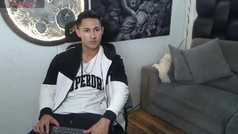 Snapshot of benjamincooperk1 chatting on 26, 4, 2026 benjamincooperk online show from 26, 4, 2026