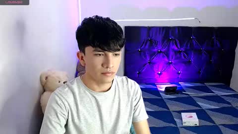 Snapshot of benji_hoter chatting on 18, 10, 2025 Benji Hoter online show from 18, 10, 2025