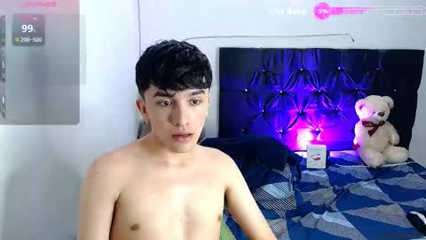 Snapshot of benji_hoter chatting on 17, 11, 2025 Benji Hoter online show from 17, 11, 2025