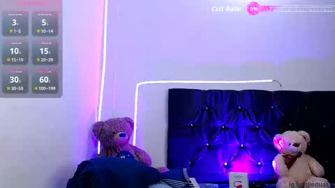 Snapshot of benji_hoter chatting on 18, 11, 2025 Benji Hoter online show from 18, 11, 2025