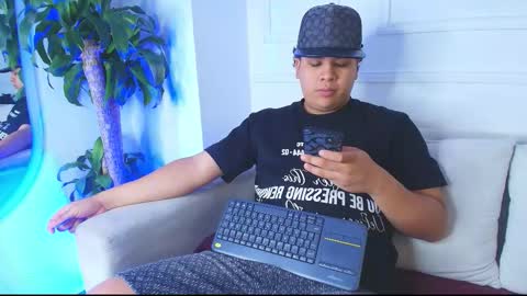 bennett_alejoo online show from 9, 10, 2025