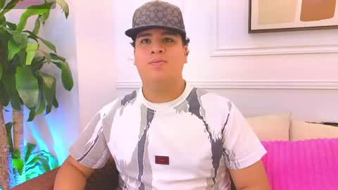 bennett_alejoo online show from 29, 5, 2026