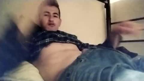 Snapshot of bennivanni chatting on 15, 2, 2025 bennivanni online show from 15, 2, 2025