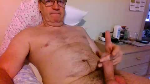 bennybutterfly007 online show from 19, 5, 2026