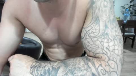 Snapshot of benthebodybuilder chatting on 10, 12, 2024 Ben Braxton online show from 10, 12, 2024