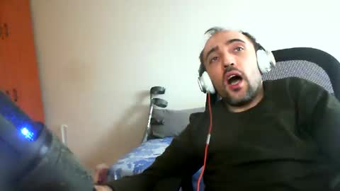 bentish online show from 12, 2, 2025