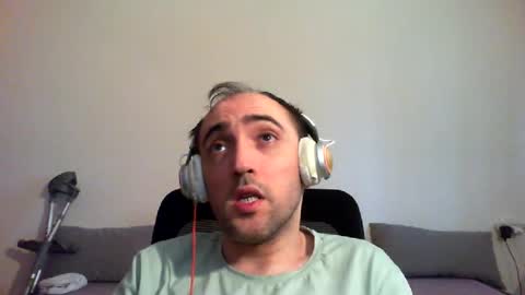 Snapshot of bentish chatting on 16, 6, 2026 bentish online show from 16, 6, 2026