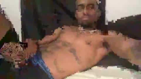 Snapshot of bentley_pov chatting on 8, 4, 2026 bentley_pov online show from 8, 4, 2026