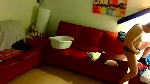 Snapshot of benutzmich0800 chatting on 28, 11, 2025 Benutzmich0800 online show from 28, 11, 2025