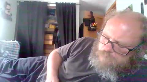 bergeeric1970 online show from 8, 6, 2026