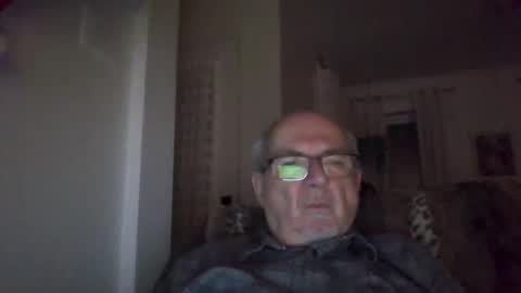 Snapshot of bernard1102 chatting on 2, 1, 2025 bernard1102 online show from 2, 1, 2025