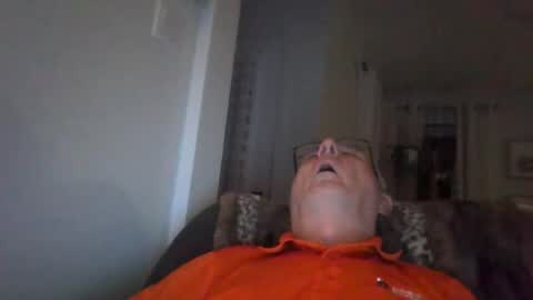 Snapshot of bernard1102 chatting on 18, 9, 2025 bernard1102 online show from 18, 9, 2025