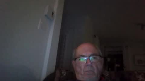 Snapshot of bernard1102 chatting on 19, 9, 2025 bernard1102 online show from 19, 9, 2025