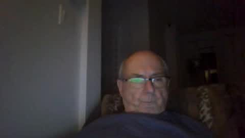 Snapshot of bernard1102 chatting on 3, 10, 2025 bernard1102 online show from 3, 10, 2025
