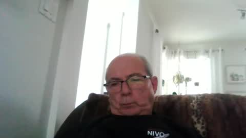 bernard1102 online show from 8, 1, 2026