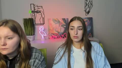 Snapshot of berry_vibe chatting on 5, 11, 2025 berry vibe online show from 5, 11, 2025