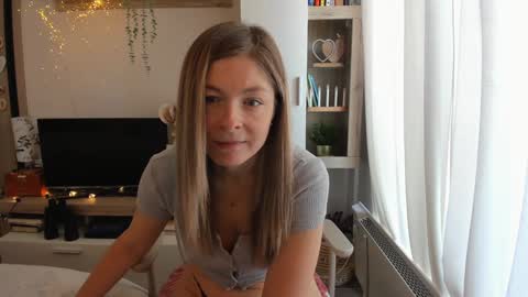 Vicky   online show from 10, 3, 2026