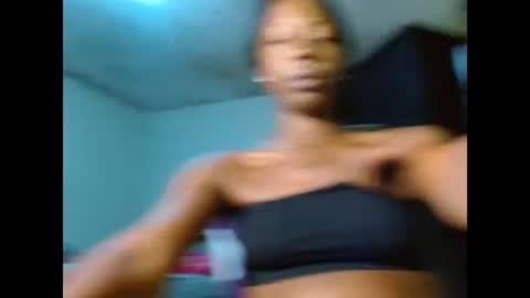 Snapshot of bethanywilsom chatting on 27, 2, 2025 Bethany Wilson online show from 27, 2, 2025