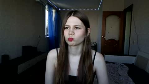 Snapshot of bethkallberg chatting on 7, 6, 2026 Leila online show from 7, 6, 2026