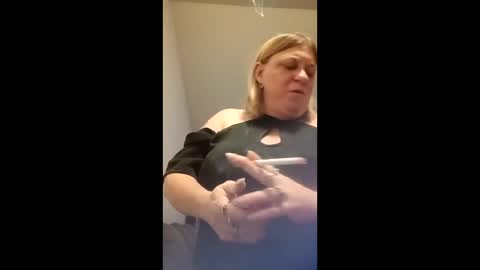 Snapshot of betsygore78 chatting on 2, 3, 2026 betsygore78 online show from 2, 3, 2026