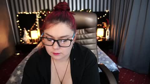 betttydark online show from 8, 1, 2025