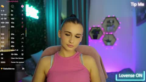 Snapshot of betty_greyy chatting on 28, 9, 2025 Betty Grey online show from 28, 9, 2025