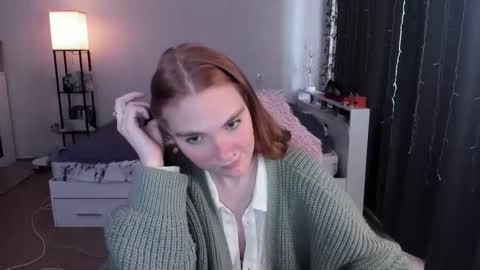 Snapshot of betty_witchy chatting on 2, 3, 2026 Dory make me happier online show from 2, 3, 2026