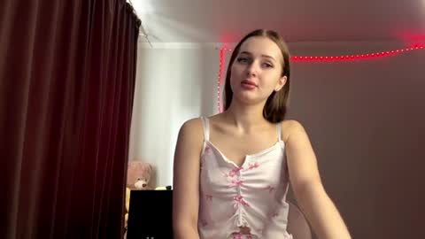 Emily  Stream every day  online show from 14, 4, 2026