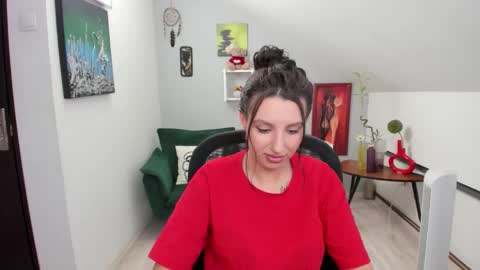 Snapshot of bettyjamess chatting on 15, 10, 2025 bettyjamess online show from 15, 10, 2025