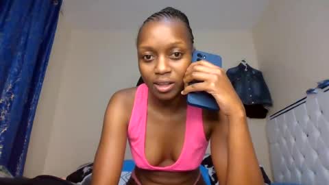 Snapshot of beverlyne5 chatting on 19, 7, 2026 beverly online show from 19, 7, 2026