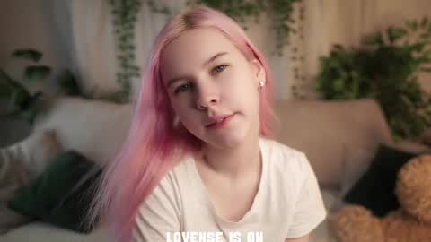 Eliz online show from 2, 12, 2025